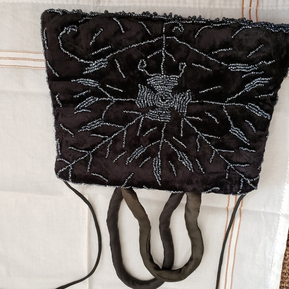 Chic Boutique One-of-a-kind OFAK Handbag